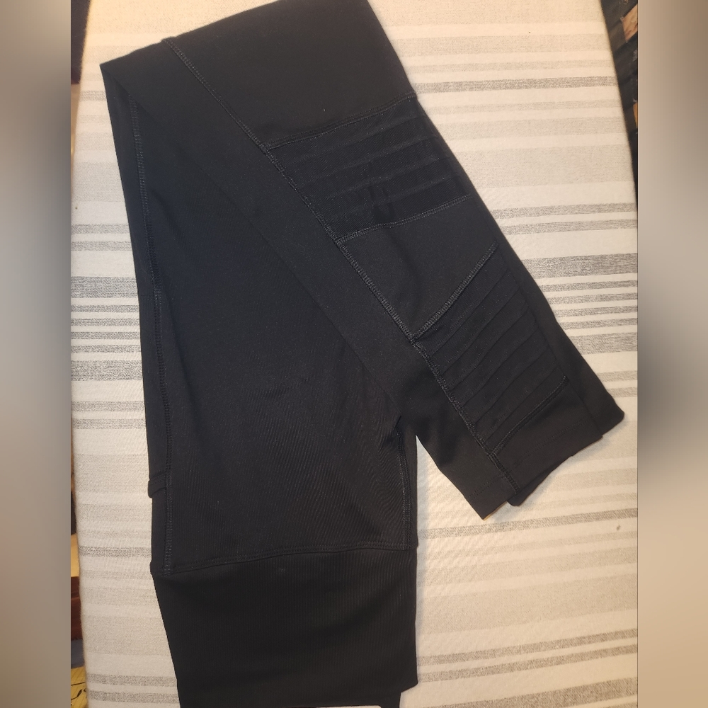 PINK by Victorias Secret Leggings